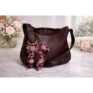 Beautiful Coach Vintage Dark Brown Slouchy Hobo